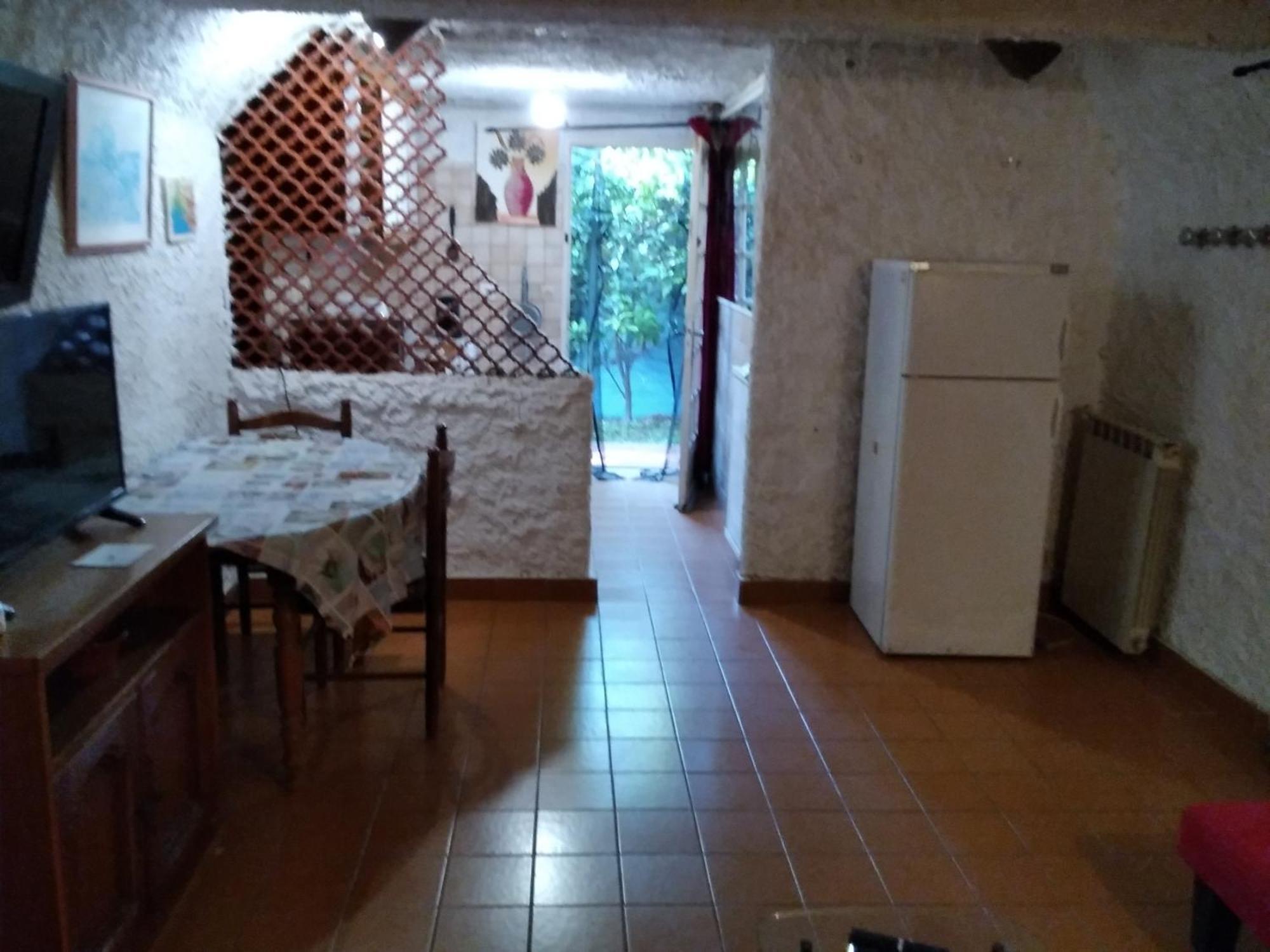 Style Grotte Appartement Istres Buitenkant foto